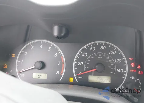 2010 Toyota Corolla z USA, uszkodzony, nr VIN 2T1BU4EE9AC315136